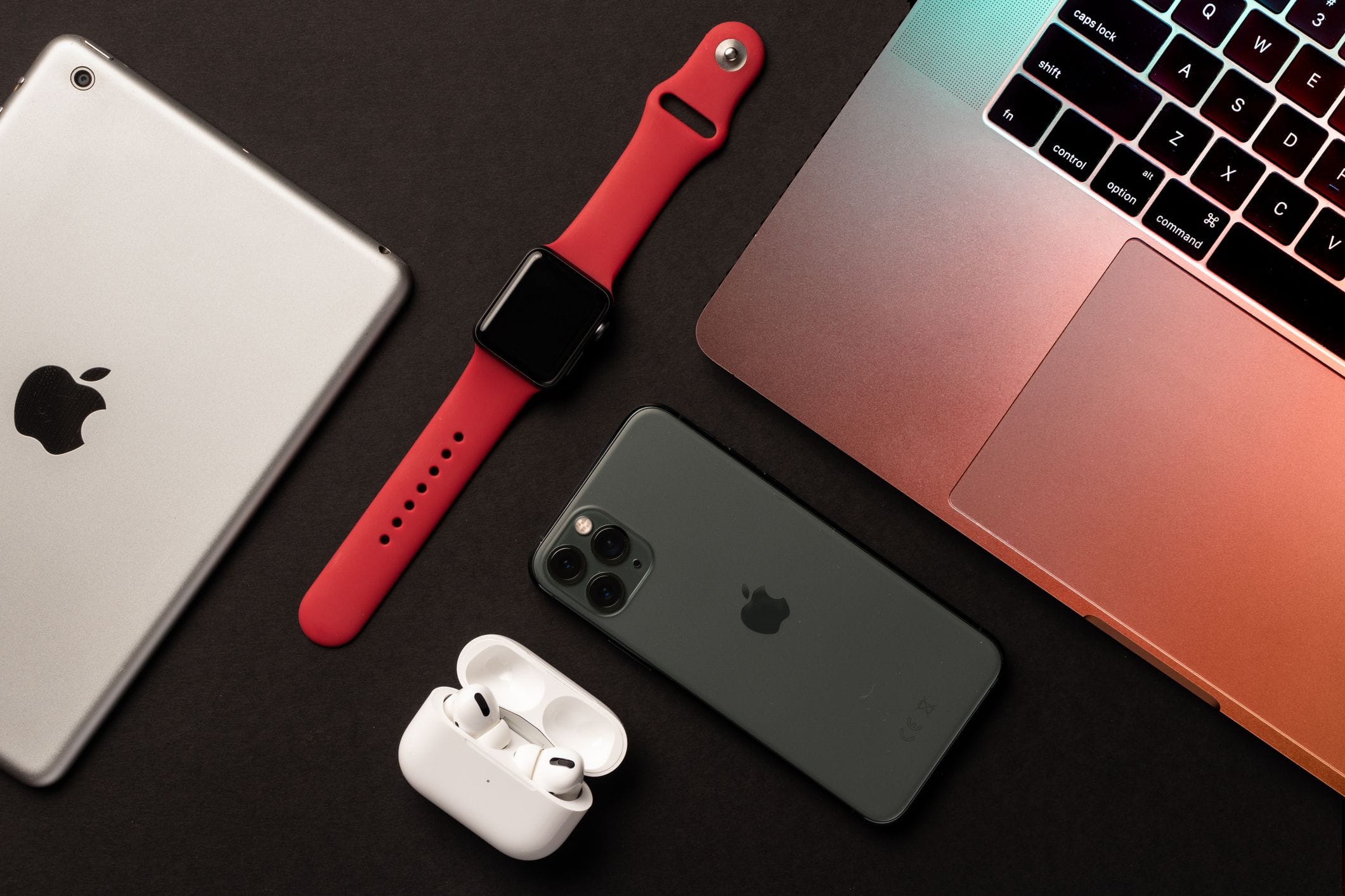 Best Apple Boxing Day Deals to Expect in 2024: iPhone, MacBooks, AirPods, and More