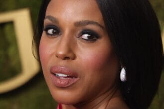 Kerry Washington’s Burgundy Nails Are One Of Winter’s Hottest Trends