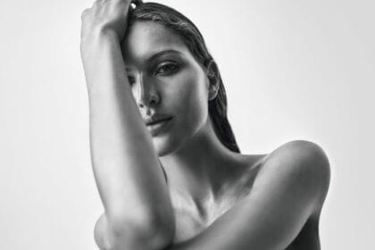 Narciso Rodriguez For Her Eau de Parfum Intense Campaign