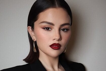 Selena Gomez’s Wavy Bob Is An Effortless Option For Short Hair