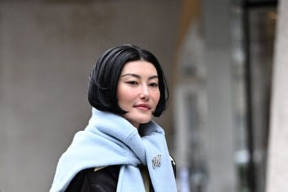 The London Fashion Week Fall/Winter 2025 Street Style Beauty Looks That Deserve Your Attention