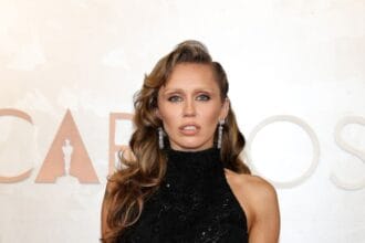 Miley Cyrus Brought Bleached Brows To The 2025 Oscars