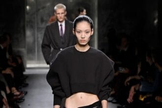 Paris Fashion Week’s Fall/Winter 2025 Trends Are Painting A Very Dramatic Picture