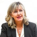 Andrée Laforest, une ministre pro-fusion