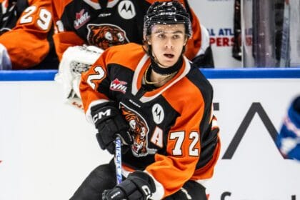 Gavin McKenna, Medicine Hat Tigers battle Easton Cowan,London Knights for spot in Memorial Cup Final