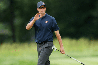 Adam Scott in US Open hunt with ‘old-man’ golf