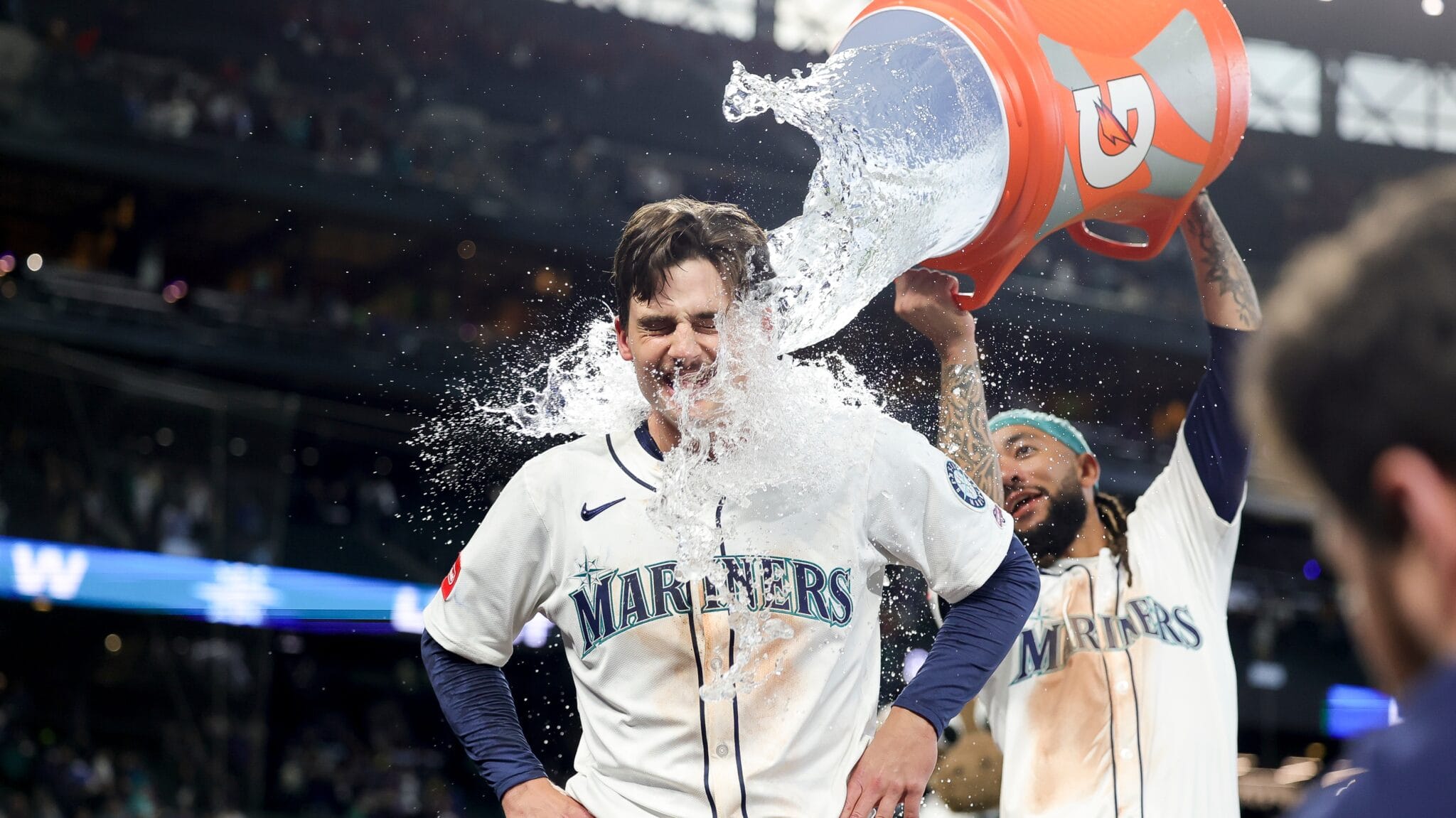 Cole Young drives in winning run in 10th in MLB debut as Mariners beat Twins