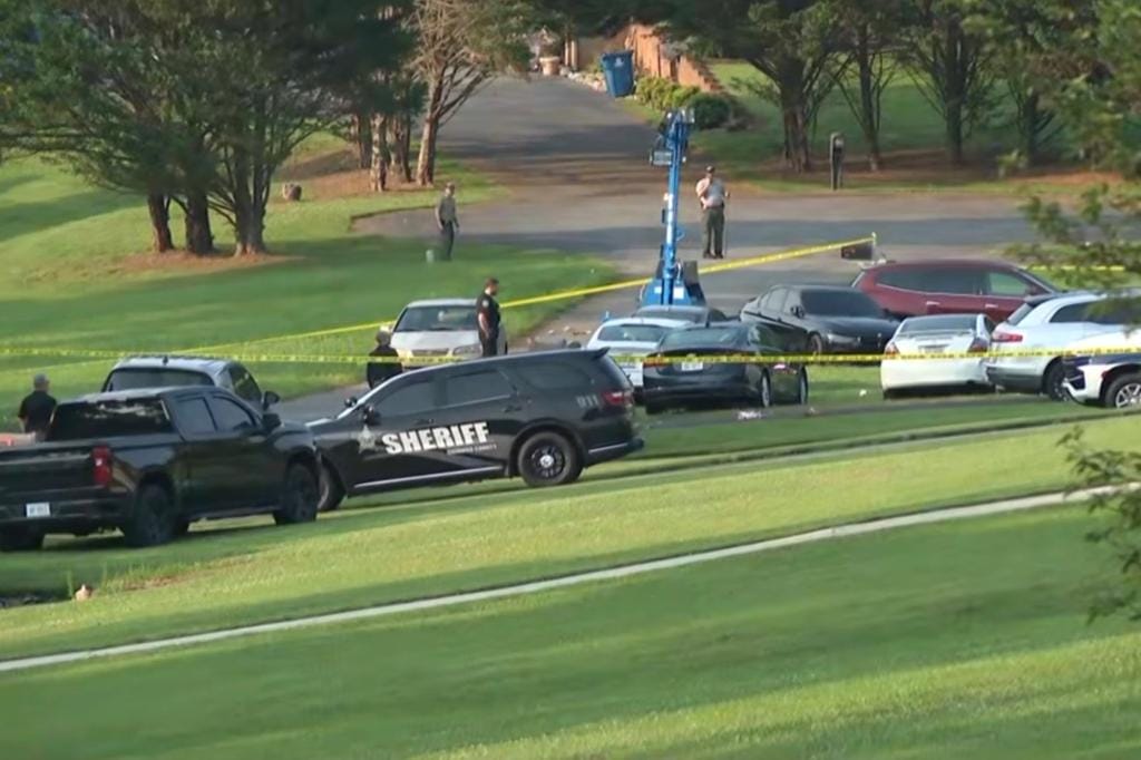 Hickory, North Carolina shooting leaves 1 dead, 11 wounded