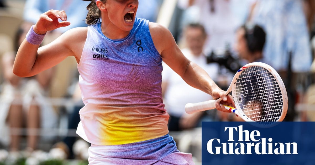Iga Swiatek stages stunning comeback to reach French Open quarter-finals | French Open 2025