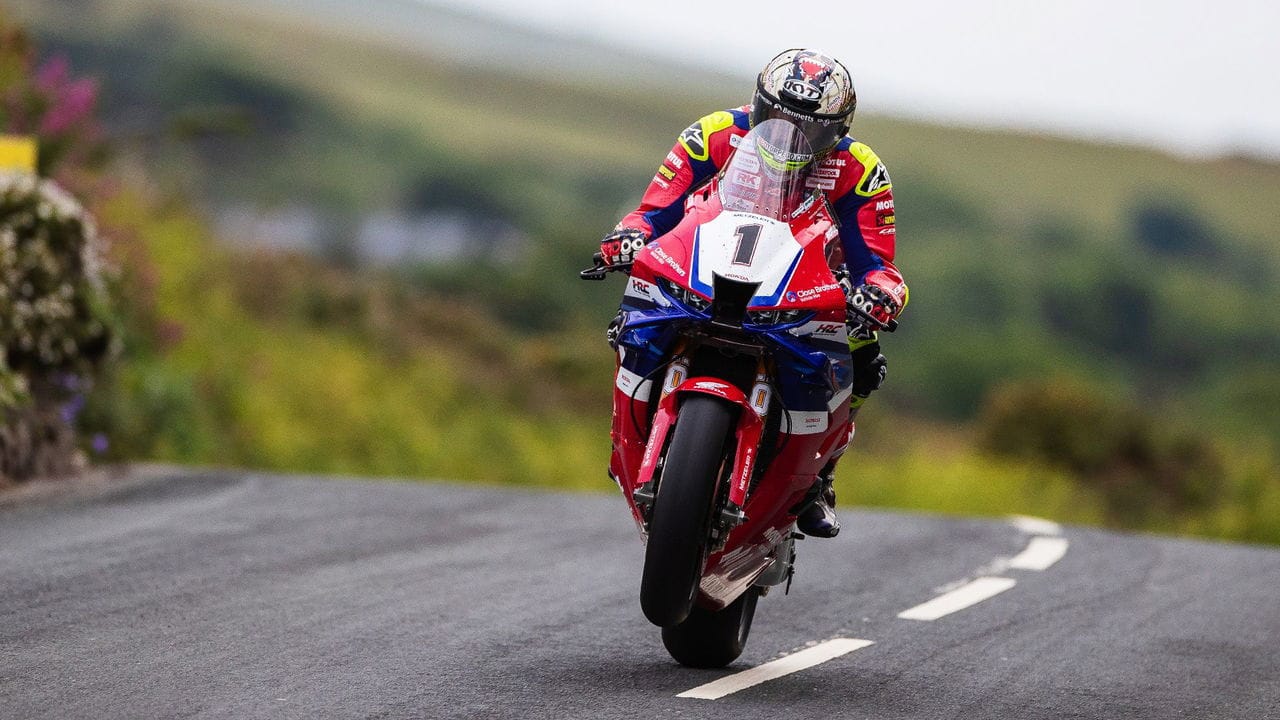 John McGuinness warns Isle of Man TT rivals: “I’ve got no secrets…”