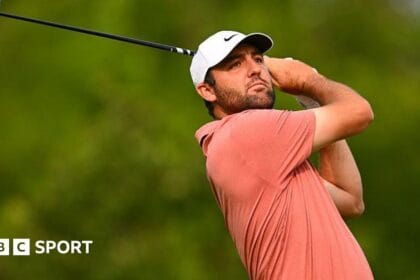 Memorial Tournament: Scottie Scheffler storms to top of leaderboard