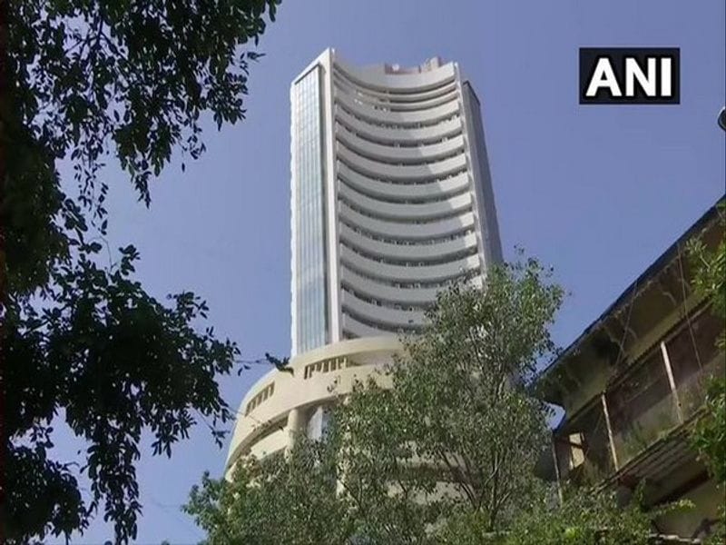 Nifty down 177 pts, Sensex lost 700 pts in opening amid US-Iran conflict, Crude prices surged above 79 USD/barrel