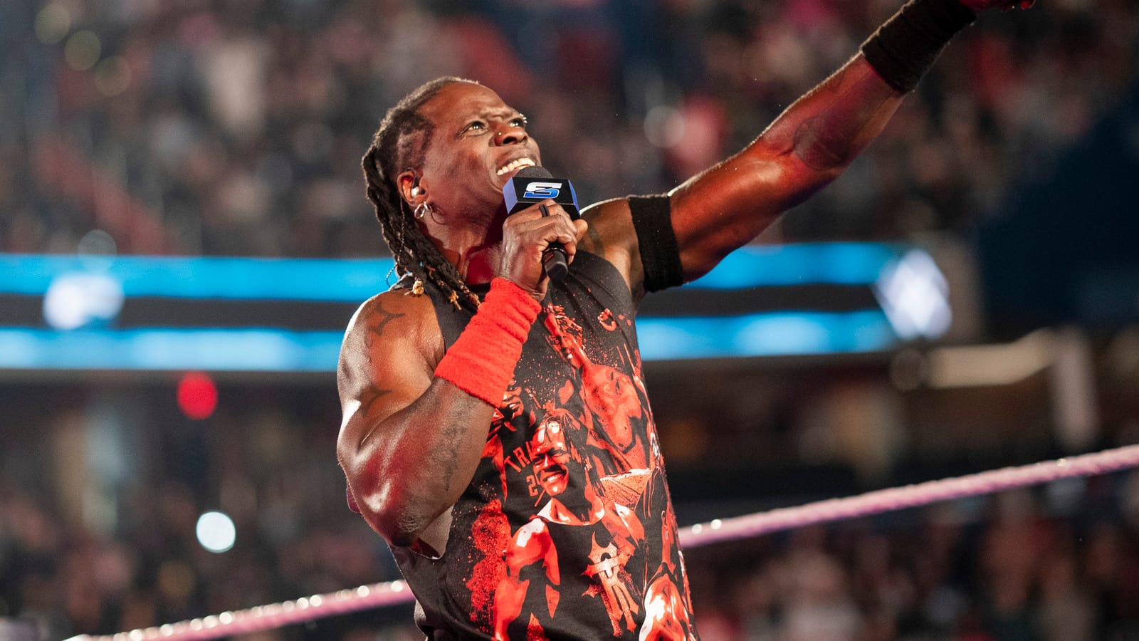R-Truth Was Ready To Quit Wrestling Before Meeting This WWE Hall Of Famer