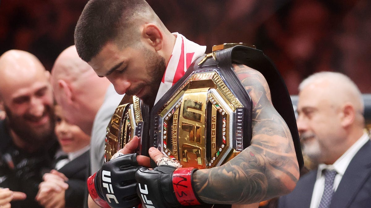 Topuria vs. Oliveira fight card results Topuria vs. Oliveira fight card results