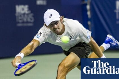 Alex de Minaur blows hot and cold on way to Washington Open final | Tennis