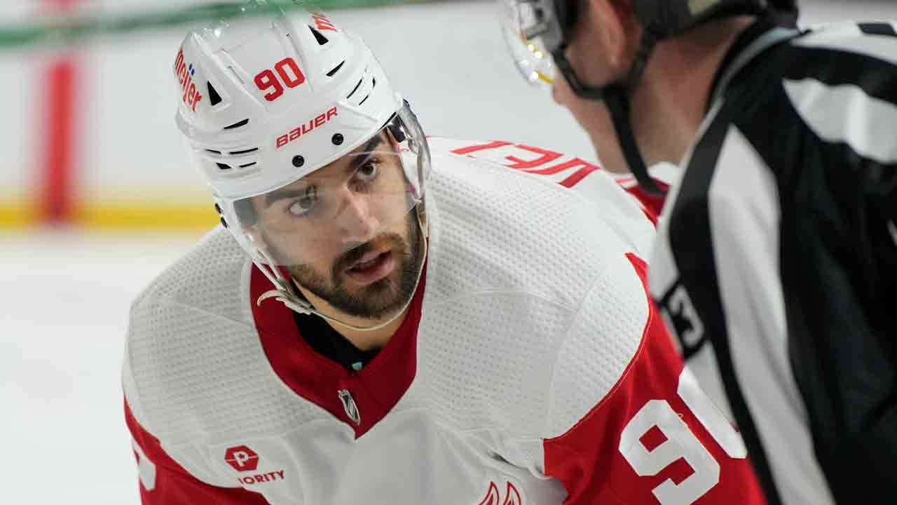 Canadiens, centre Joe Veleno agree to contract