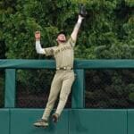 Jackson Merrill makes leaping catch to rob Max Kepler of a homer