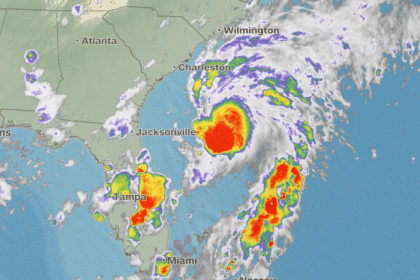 Se forma la depresión tropical tres frente a la costa sureste de EE.UU.