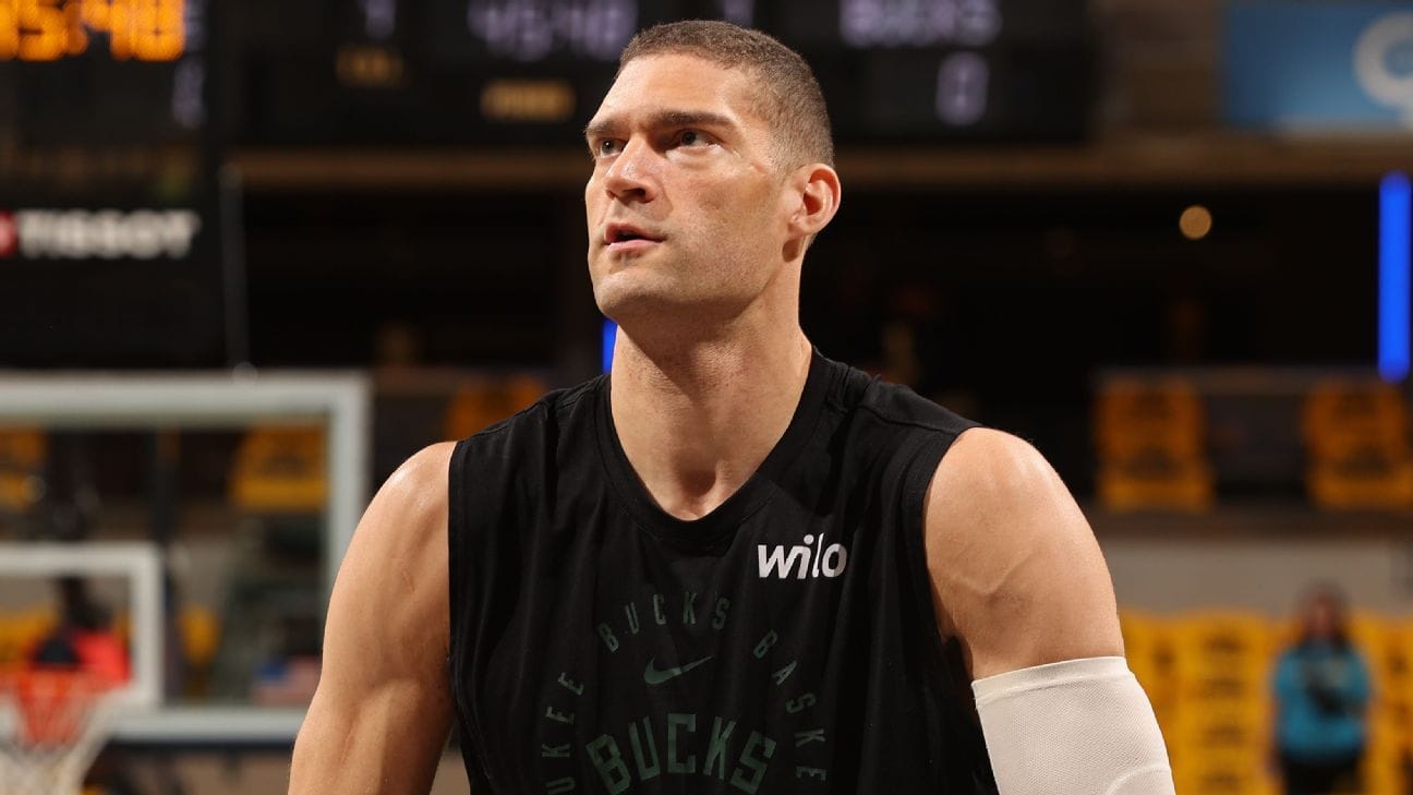 Sources: Brook Lopez signs 2-year, M deal with Clippers