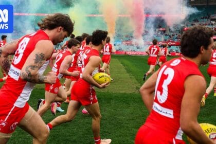 AFL Round 21, Melbourne vs West Coast, Gold Coast vs Richmond, Sydney vs Essendon, Collingwood vs Brisbane live updates — blog, scores and stats