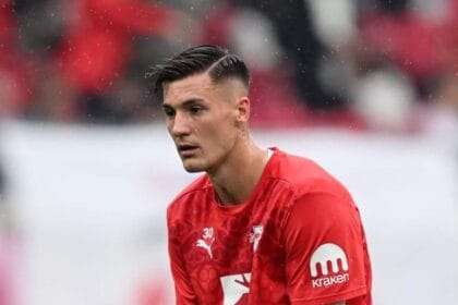 Benjamin Sesko: Manchester United reach agreement with RB Leipzig for striker