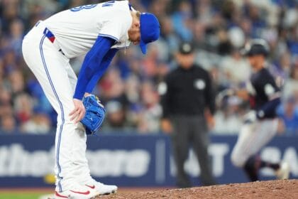 Blue Jays’ bullpen implodes as winnable game slips away