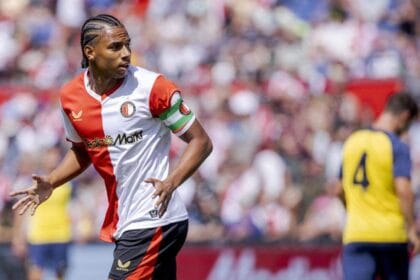 Leicester City en Pisa willen Calvin Stengs weghalen bij Feyenoord
