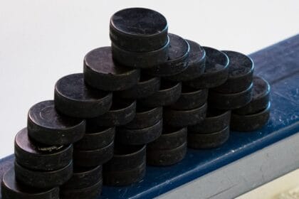 Report: Canucks prospect Riley Patterson asks for trade from Barrie Colts