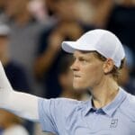 Sinner e Alcaraz, a Cincinnati proseguono le vite parallele. Jannik ha la formula per durare il più possibile