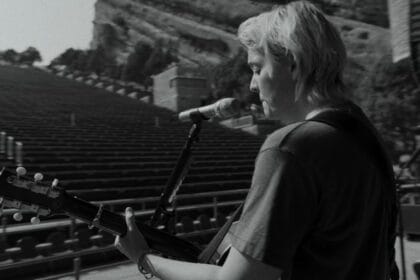 Brandi Carlile Covers Alanis Morissette With Lucius At Red Rocks