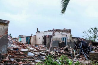 Tornado devastates Ninh Binh, leaves six dead and widespread ruin