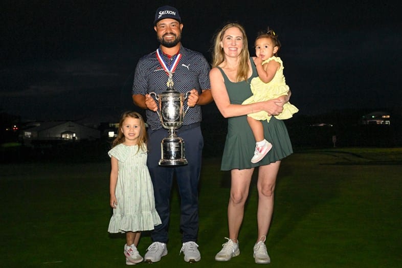 Who is JJ Spaun’s wife?