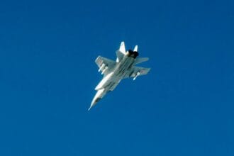 la Russie nie que trois de ses avions de chasse ont violé l’espace aérien estonien