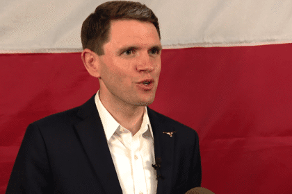 At campaign stop in Fort Worth, Democratic U.S. Senate candidate James Talarico says he’s going up against the establishment in both parties