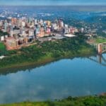 Cómo cruzar a Ciudad del Este desde Puerto Iguazú: guía completa para turistas