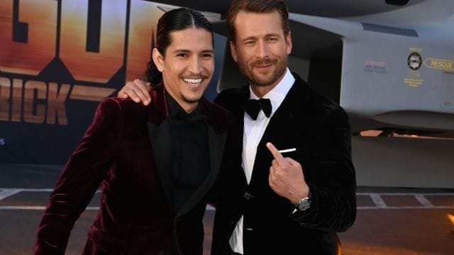 Danny Ramirez’s Autograph Prank on Glen Powell Has Fans Saying ‘This Is Elite Energy’