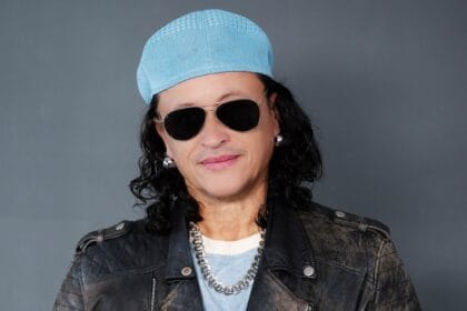 Elvis Crespo recibirá Premio Billboard Salón de la Fama 2025