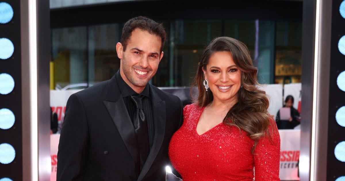 Kelly Brook’s candid confession about marriage to Jeremy Parisi