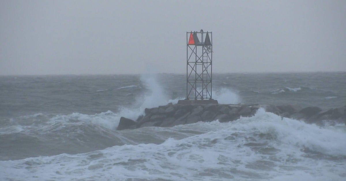 Nor’easter bringing whipping winds and heavy rain to Massachusetts as communities prepare