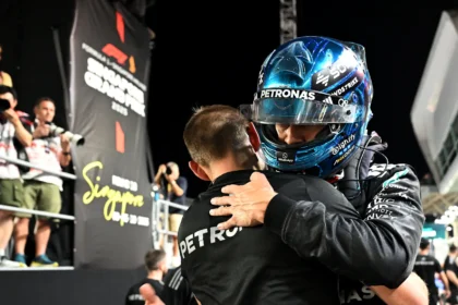 Relive Qualifying from Singapore as Russell denies Verstappen and Piastri pole for 2025 Formula 1 Singapore Grand Prix
