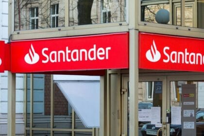 Santander closing 76 banks across UK in 2025 – full list | UK | News