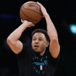 Seth Curry signs with Warriors, teams up with brother Stephen Curry for the first time, per report