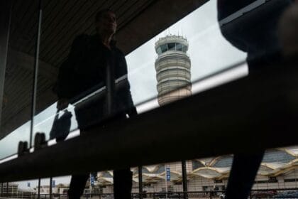 Is it safe to fly during the government shutdown? Here’s what aviation experts say