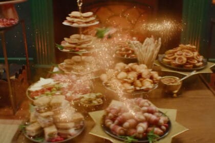 Marks and Spencer release Christmas advert with UK star in huge role | Lifestyle