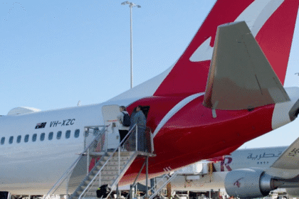 Qantas resumes international flights to Adelaide after more than a decade