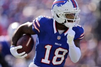 Broncos sign WR Elijah Moore to practice squad