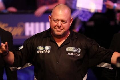 Darts legend back at World Championship after bankruptcy and delivering Amazon parcels