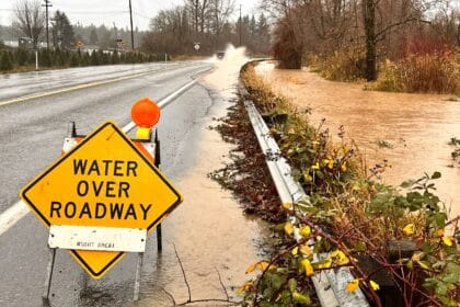 Live updates: Estimated 75K ordered to evacuate in Skagit County