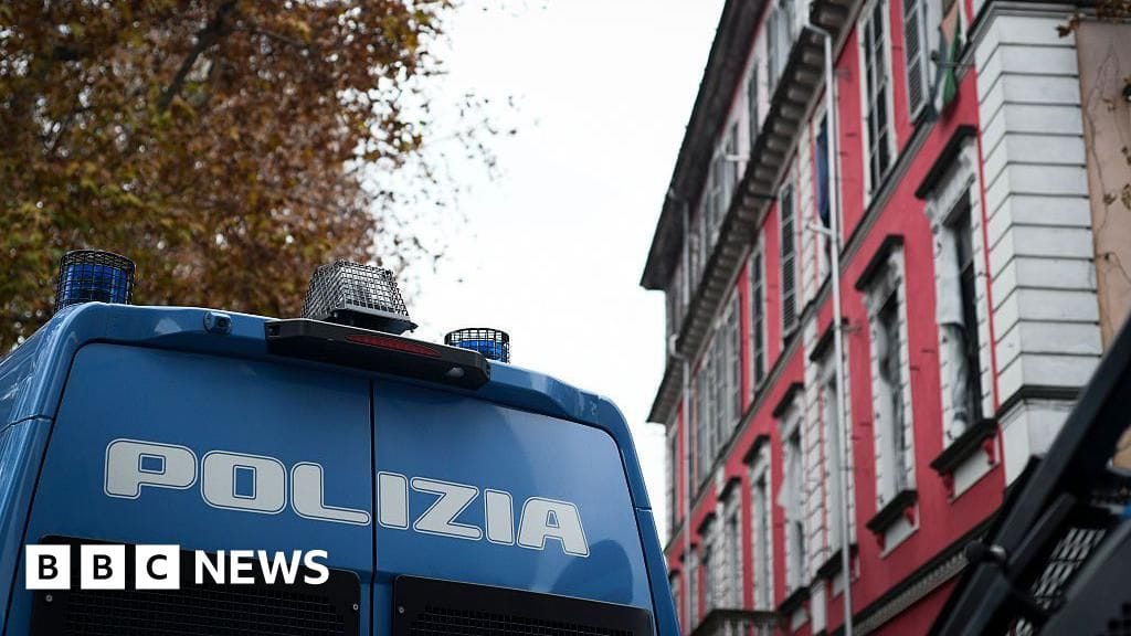Nine arrested in Italy for allegedly raising millions for Hamas Nine arrested in Italy for allegedly raising millions for Hamas