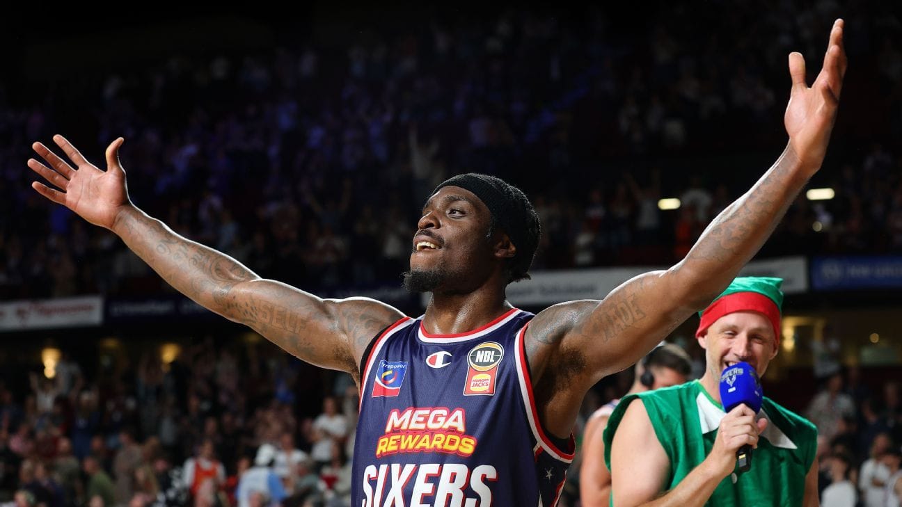 No Christmas cheer for Cairns as 36ers extend NBL lead No Christmas cheer for Cairns as 36ers extend NBL lead